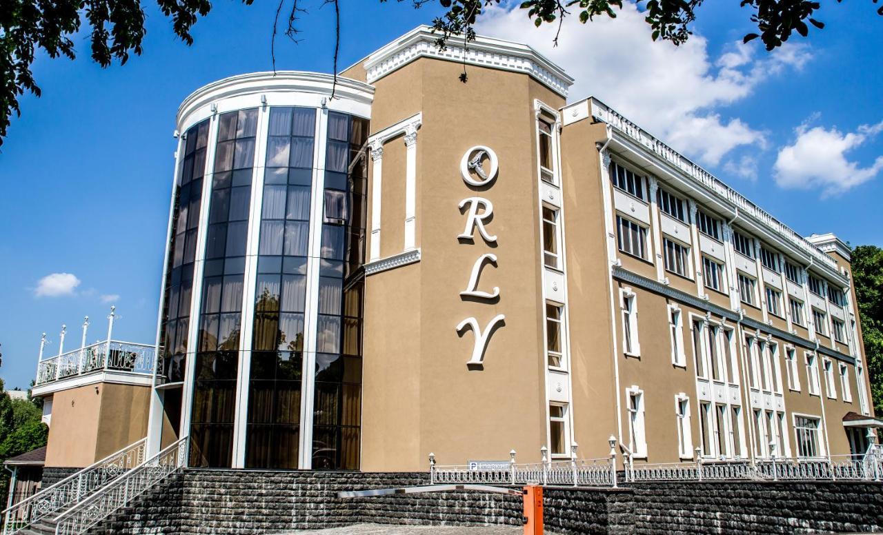 Orly Park-Hotel Kiev Exteriör bild