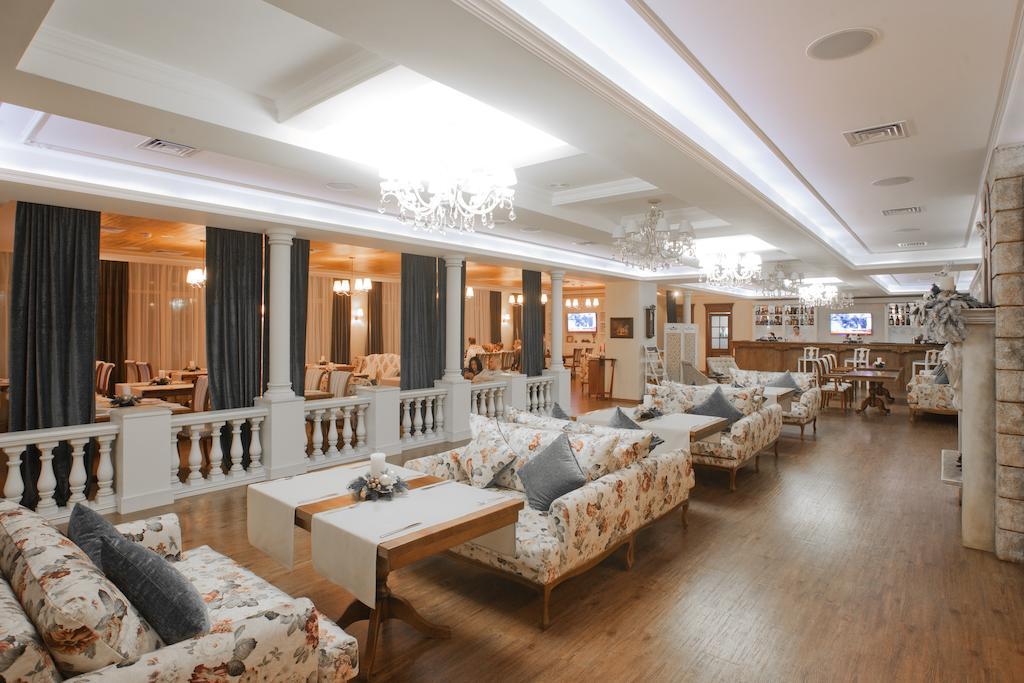 Orly Park-Hotel Kiev Exteriör bild